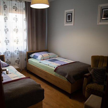Apartament Rynek 10 Ostrowiec Świętokrzyski エクステリア 写真